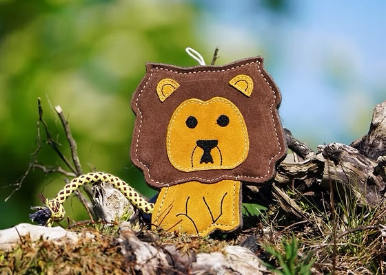 Howard the Coward Lion